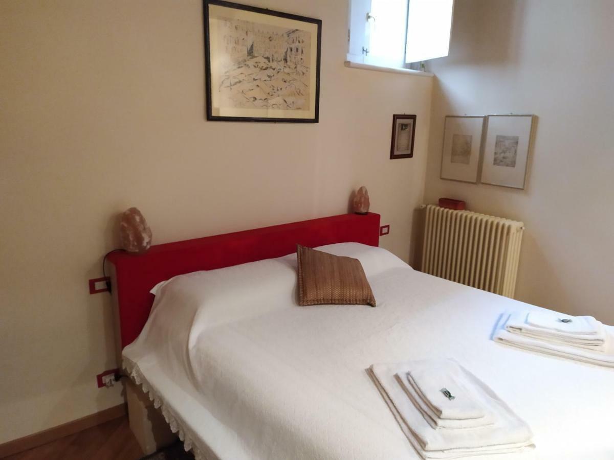 Apartamento Ai Cinque Archi Verona Exterior foto