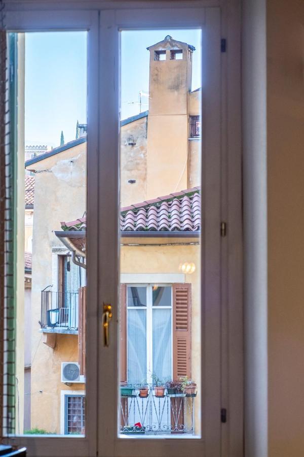 Apartamento Ai Cinque Archi Verona Exterior foto